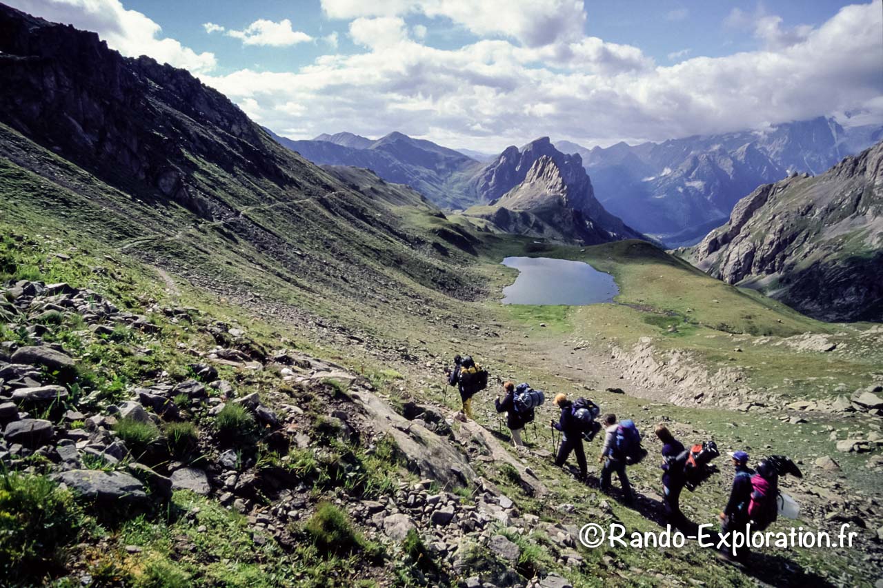 randonneurs sur un sentier